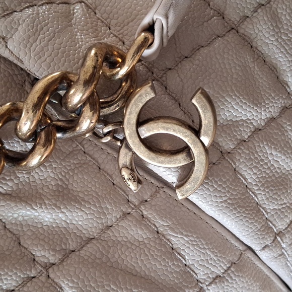 Chanel bag - Picture 3 of 12